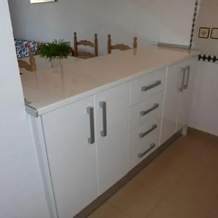1 Estudio Y 1 De 1 Cerca De La Playa - Tp *